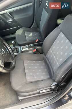 Седан Opel Vectra 2005 в 
