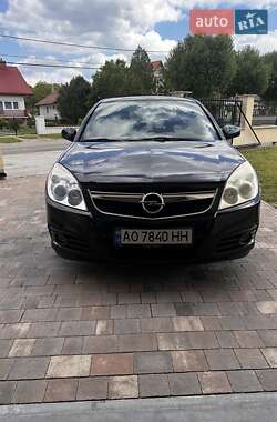 Седан Opel Vectra 2007 в Береговому