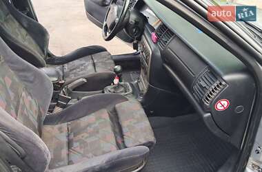 Седан Opel Vectra 1995 в 