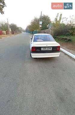 Седан Opel Vectra 1990 в Боярці