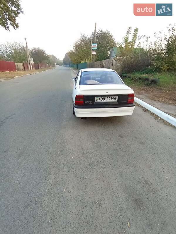 Седан Opel Vectra 1990 в Боярці