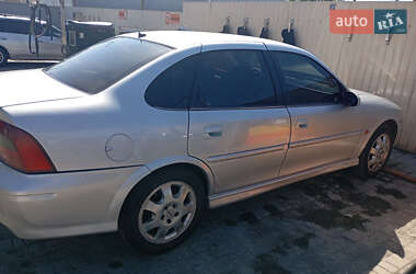 Седан Opel Vectra 2000 в 