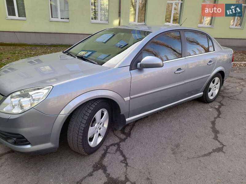 Седан Opel Vectra 2005 в Киеве