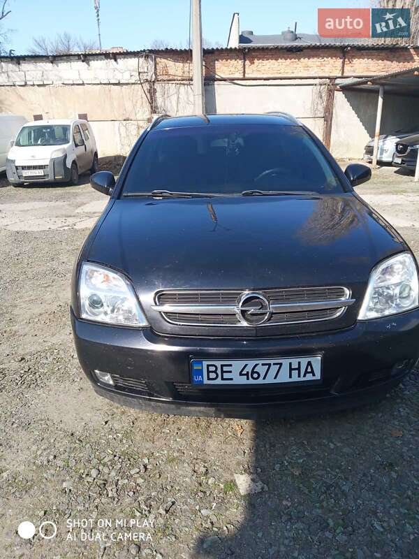 Универсал Opel Vectra 2004 в Николаеве