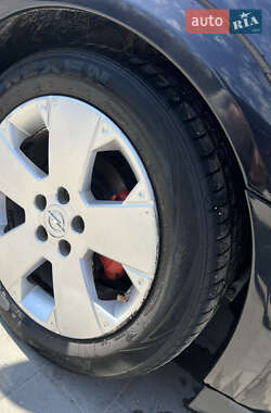 Ліфтбек Opel Vectra 2003 в 