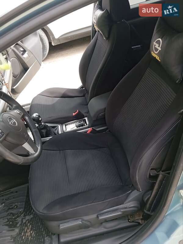 Седан Opel Vectra 2005 в Ивано-Франковске фото 3 Седан Opel Vectra 2005 в Ивано-Франковске