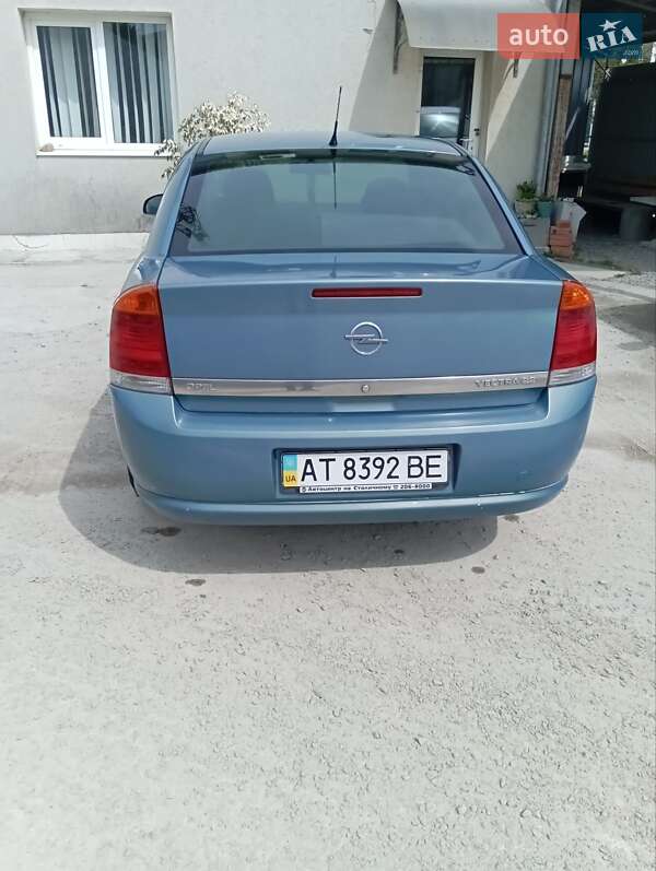 Седан Opel Vectra 2005 в Ивано-Франковске фото 13 Седан Opel Vectra 2005 в Ивано-Франковске