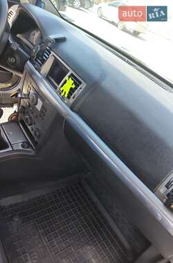 Седан Opel Vectra 2006 в 