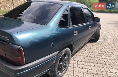 Седан Opel Vectra 1995 в 