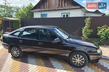 Ліфтбек Opel Vectra 1992 в Рівному