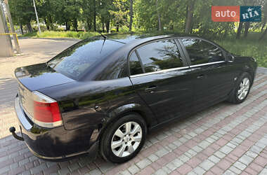 Седан Opel Vectra 2005 в 