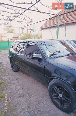 Седан Opel Vectra 1993 в 