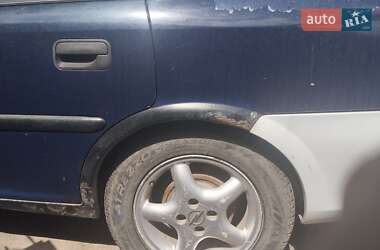 Седан Opel Vectra 1997 в 