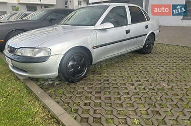 Седан Opel Vectra 1996 в Ивано-Франковске