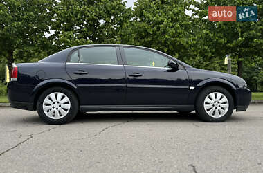 Седан Opel Vectra 2004 в 