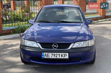 Седан Opel Vectra 1996 в Дніпрі
