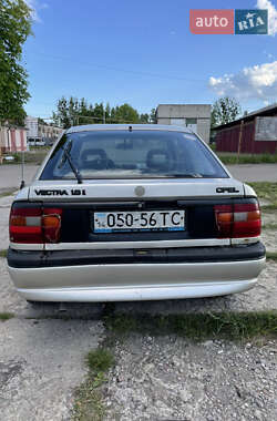 Ліфтбек Opel Vectra 1993 в 