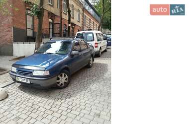 Седан Opel Vectra 1990 в Львові