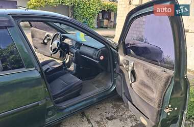 Седан Opel Vectra 1997 в 