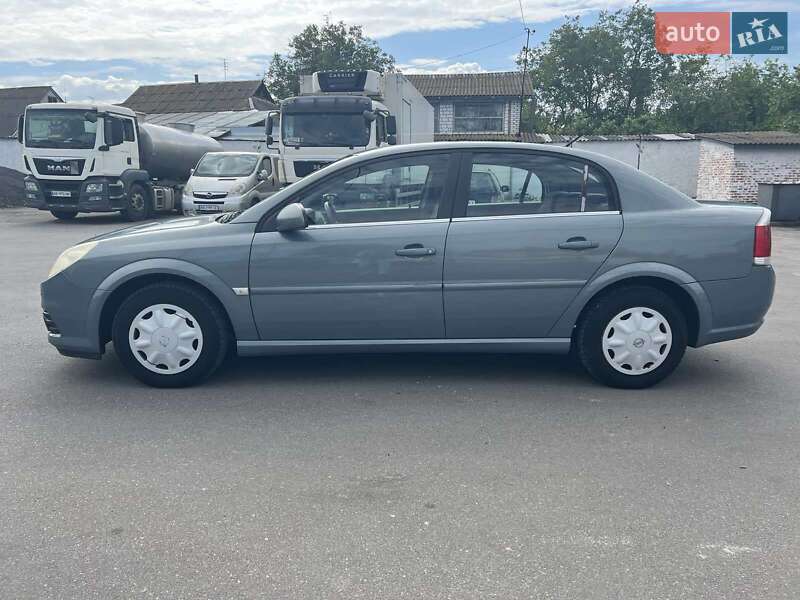 Седан Opel Vectra 2005 в Гайсине