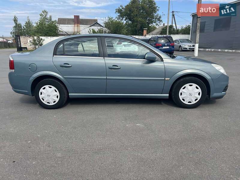 Седан Opel Vectra 2005 в Гайсине