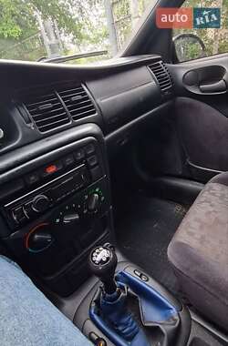 Седан Opel Vectra 1998 в 