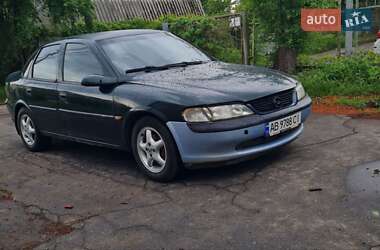 Седан Opel Vectra 1998 в 