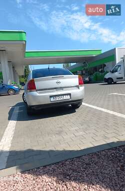 Седан Opel Vectra 2002 в 