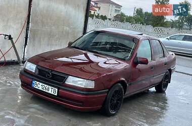 Седан Opel Vectra 1990 в Жовкве