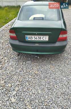 Седан Opel Vectra 1996 в 
