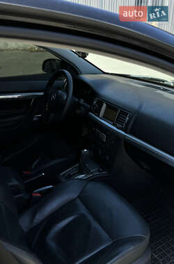 Седан Opel Vectra 2006 в 