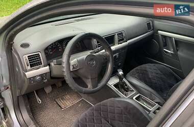 Седан Opel Vectra 2006 в 