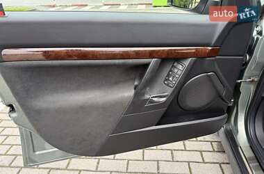 Седан Opel Vectra 2003 в 