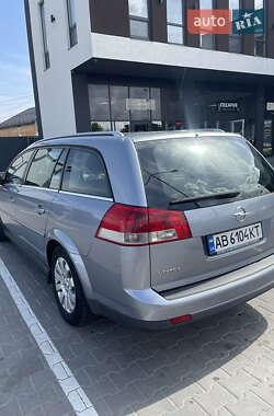 Универсал Opel Vectra 2005 в 