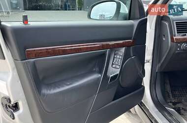 Седан Opel Vectra 2004 в 