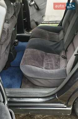 Лифтбек Opel Vectra 2000 в 