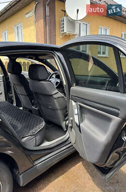 Седан Opel Vectra 2003 в 