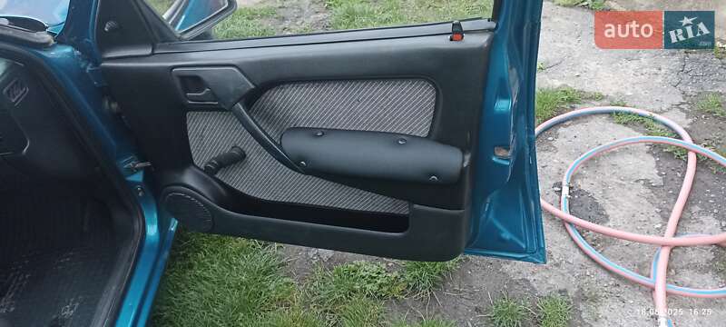 Седан Opel Vectra 1992 в Казатине