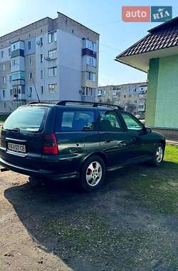 Универсал Opel Vectra 1999 в 
