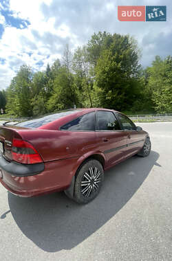 Лифтбек Opel Vectra 1997 в 