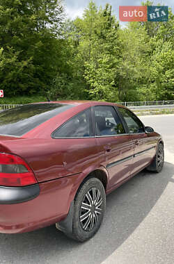 Лифтбек Opel Vectra 1997 в 