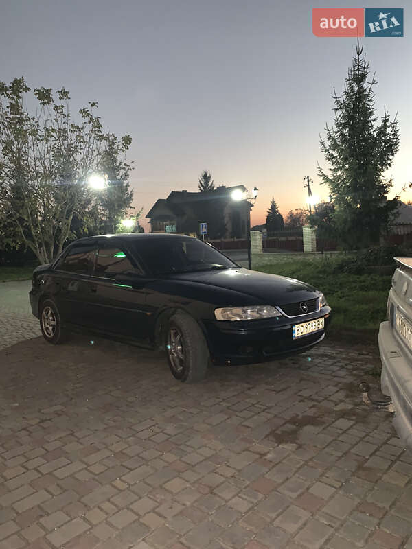 Седан Opel Vectra 2000 в Скалате