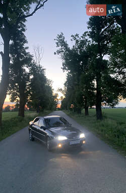 Седан Opel Vectra 2000 в Скалате