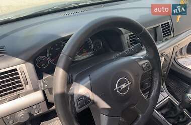Универсал Opel Vectra 2005 в 