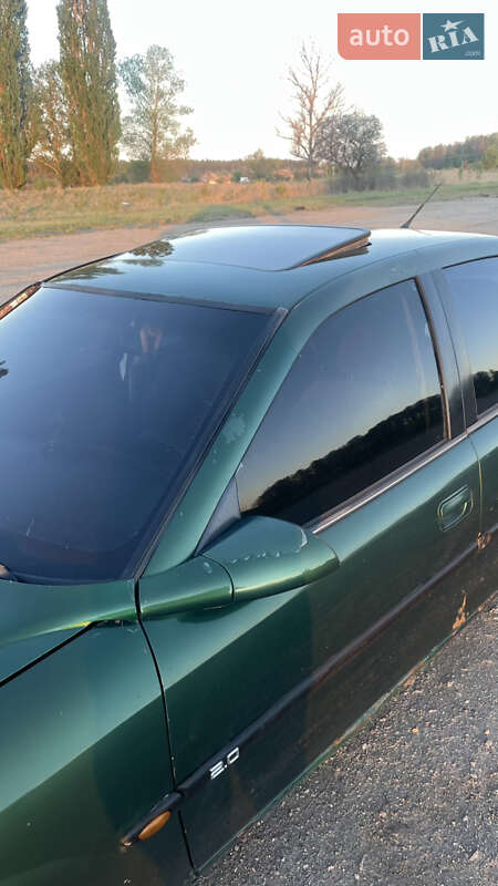 Седан Opel Vectra 1996 в Александровке