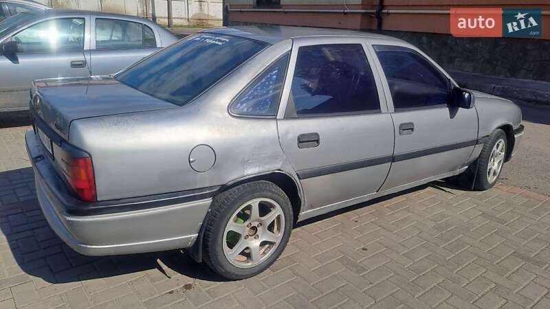 Седан Opel Vectra 1994 в Луцьку