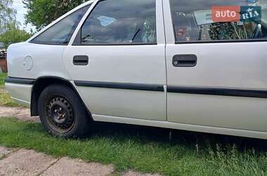 Лифтбек Opel Vectra 1994 в 