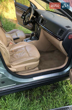Седан Opel Vectra 2004 в 