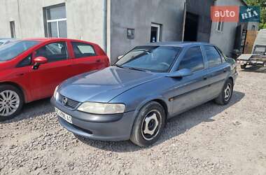 Седан Opel Vectra 1998 в Кременце