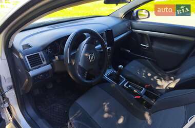 Седан Opel Vectra 2005 в 